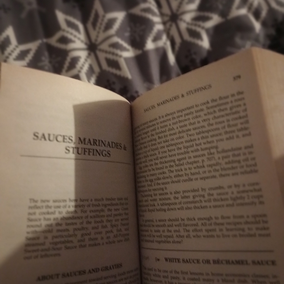 Fannie Farmer Cookbook - Picture 2 of 8